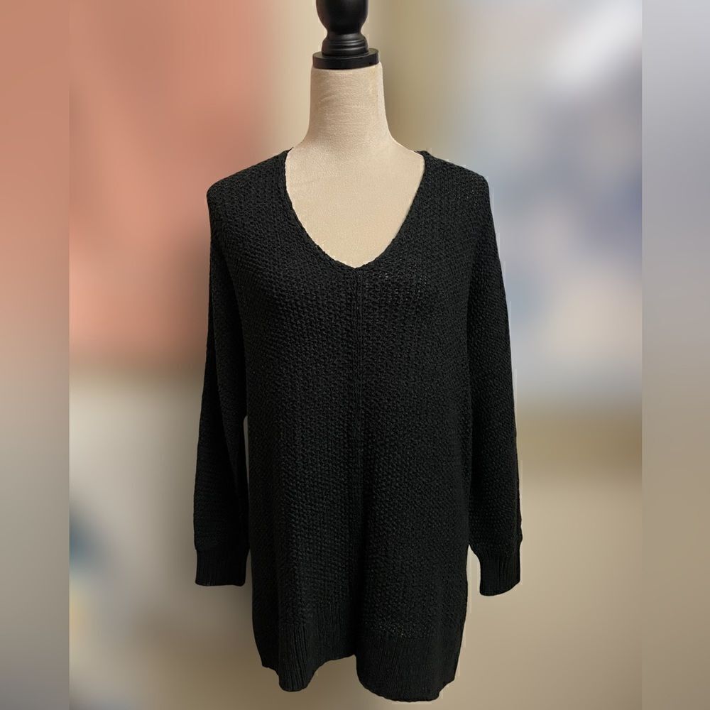Universal Thread Black Woven Oversized Hi/Low V-Neck Sweater (Size: Med)